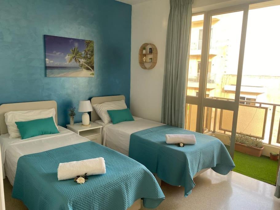 St Paul'S Bay Central Apartment In Qawra San Pawl il-Baħar Eksteriør billede