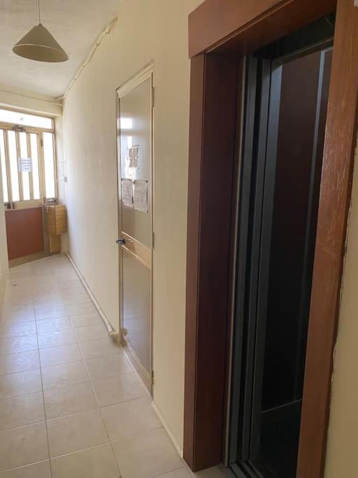 St Paul'S Bay Central Apartment In Qawra San Pawl il-Baħar Eksteriør billede